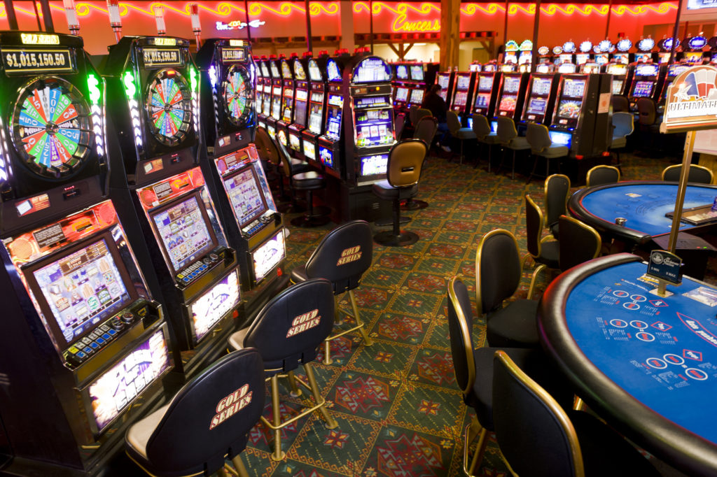 Canlı Poker Turnuvalarında Başarıya Ulaşmak İçin İpuçları